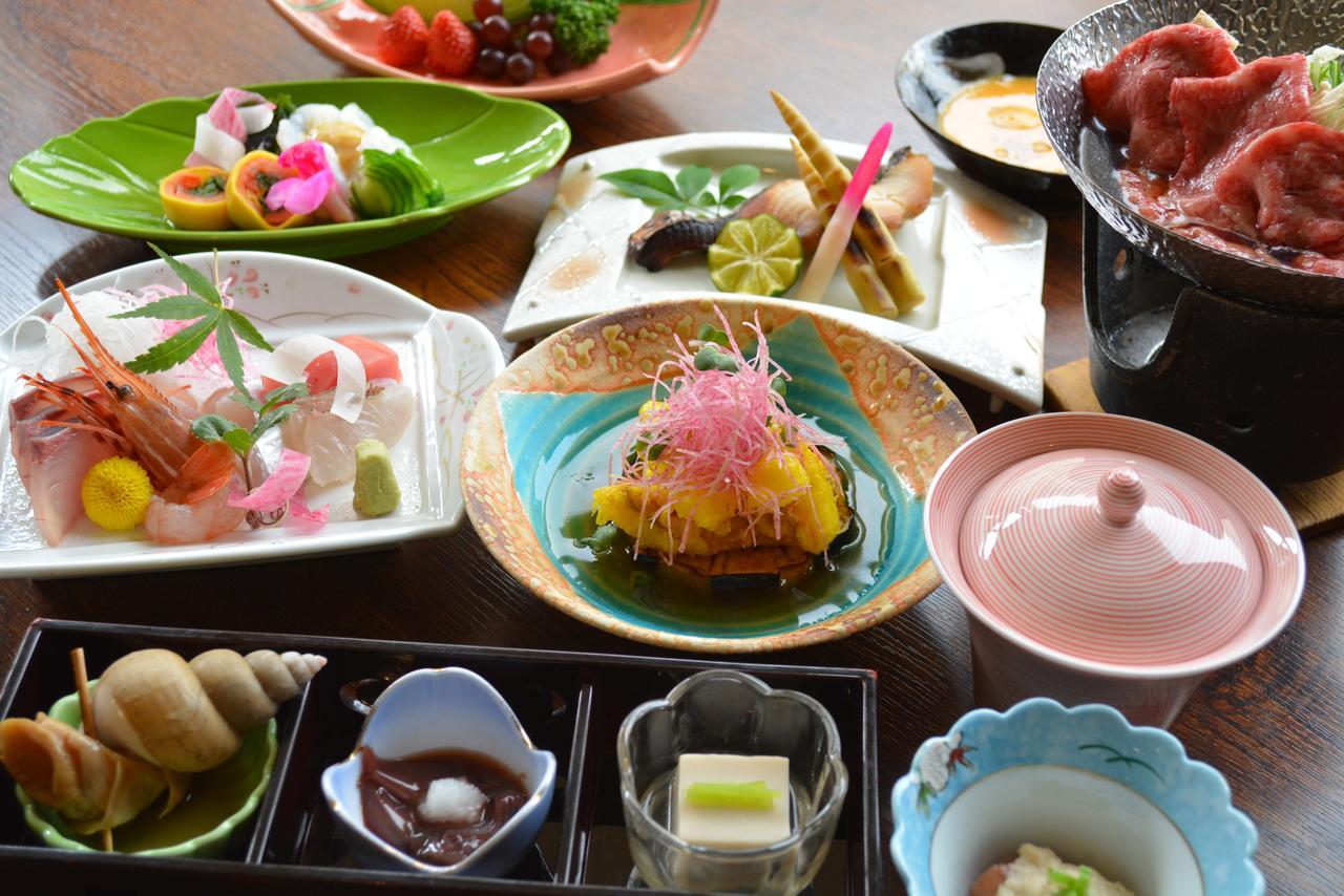 Yamada Onsen Genenro Hotel Тояма Екстериор снимка