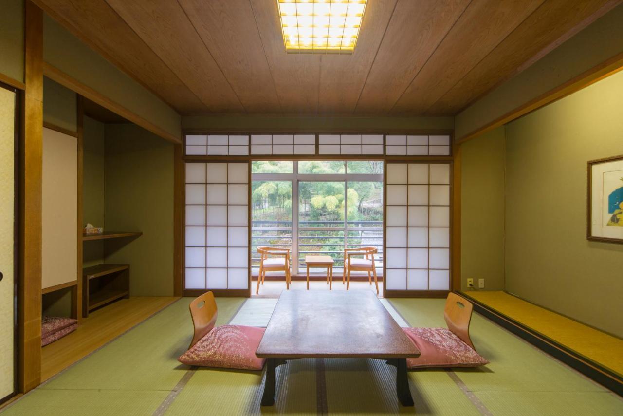 Yamada Onsen Genenro Hotel Тояма Екстериор снимка